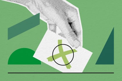 Illustration: Hand steckt Stimmzettel mit grünem Kreuz (im Kreis) in Wahlurne; grüner Hintergrund mit geometrischen Formen.