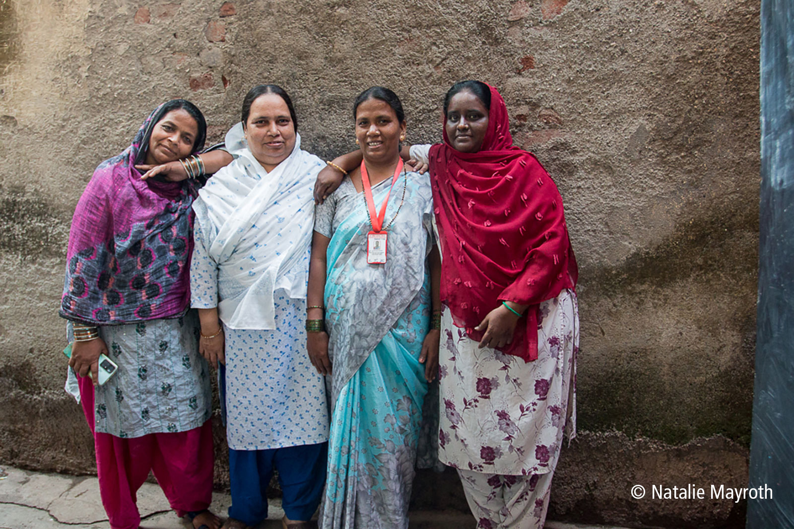 Frauen aus den indischen Bundesstaaten Bihar, Uttar Pradesh, Karnataka oder Andra Pradsh arbeiten als Gewerkschaftsführerinnen in Dharavi
